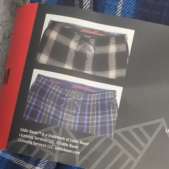 Eddie Bauer Men's Flannel Pants 2-Pack - Picture 3 of 7